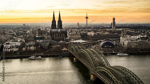Day to night timelapse cologne skyline photo