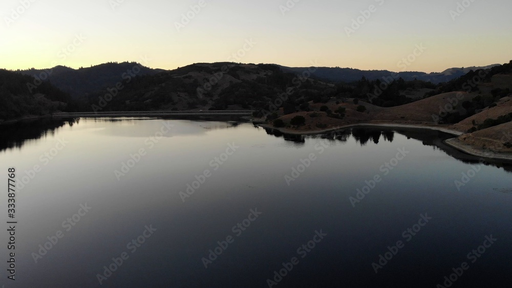 Fototapeta premium sunrise over lake