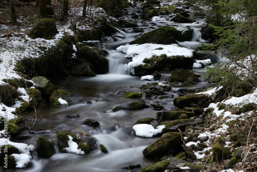 Bach und Landschaft