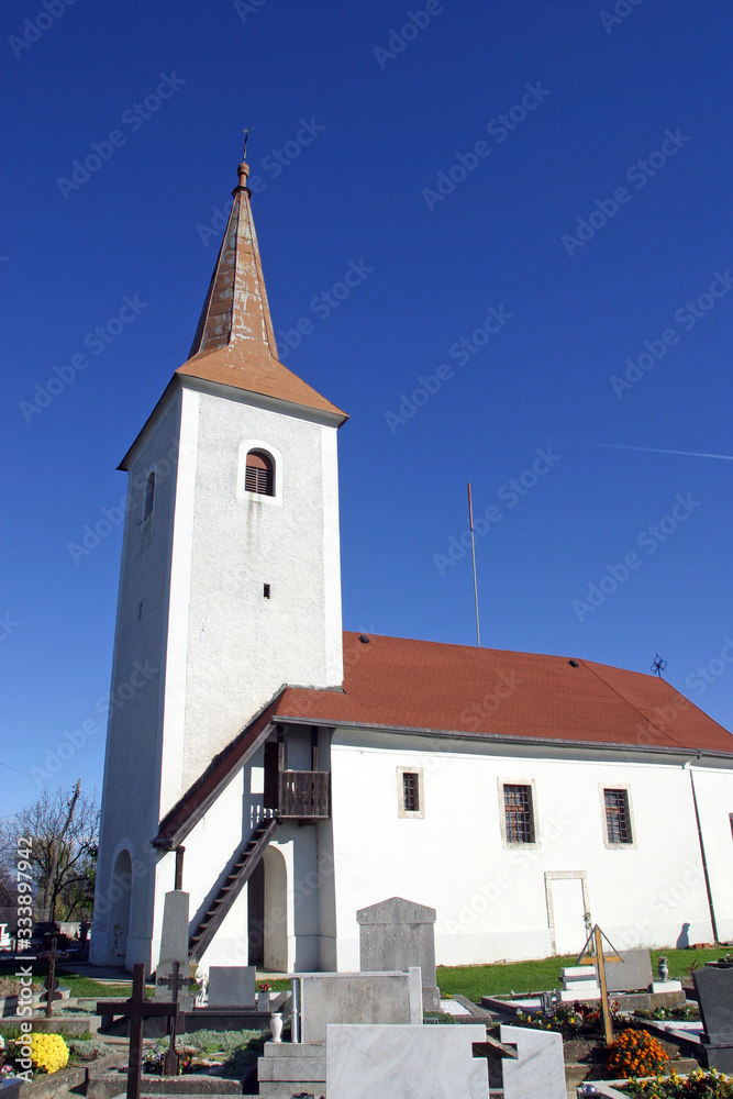 Fototapeta premium Chapel of the Holy Cross in the village Sveti Kriz Brdovecki, Croatia