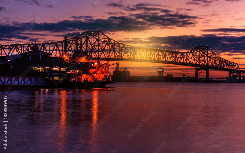 Horace Wilkinson Bridge at Baton Rouge under sunset Horace Wilkinson Bridge at Baton Rouge under sunset