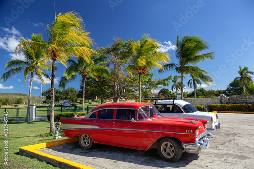 Classic cuban cars © adrianpluskota