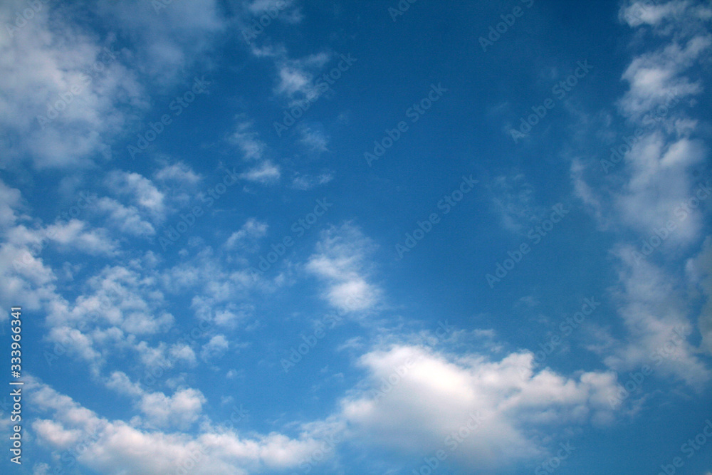 clouds in the blue sky during the daytime