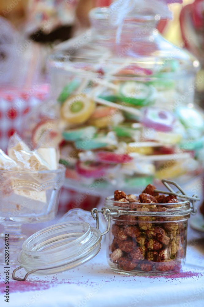 table de sucreries, gateaux et bonbons
