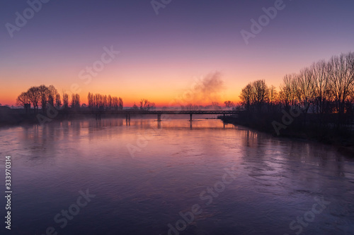 Alba invernale sul fiume Oglio