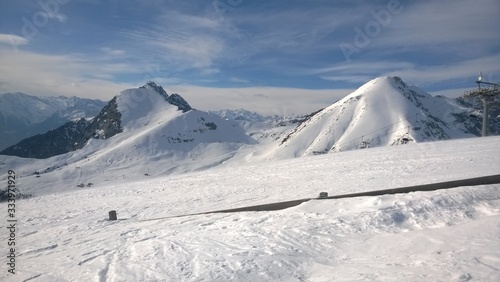 Slope on the skiing resort Meran, merano, south tirol, italy © Fizzl
