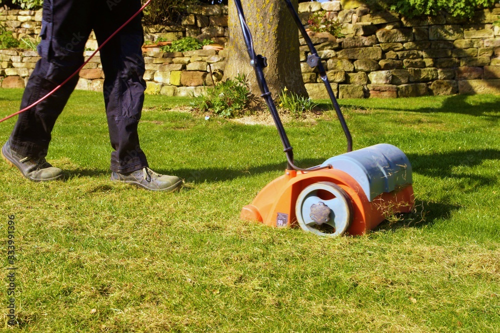 Scarifier machine for grass hot sale