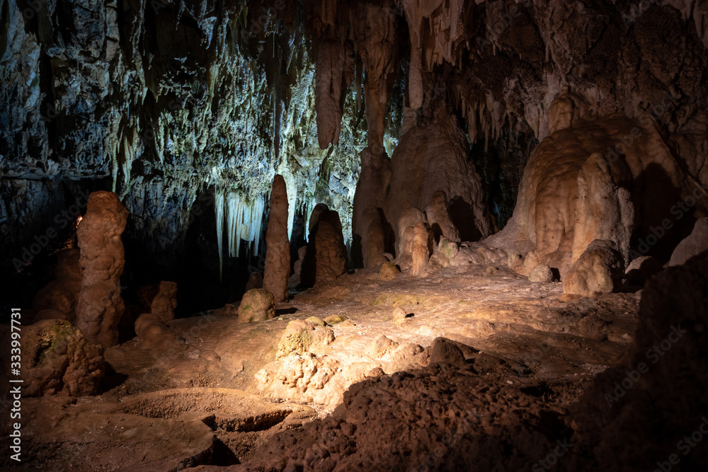 Obraz premium the karst Stiffe caves in the Park Regional Sirente Velino. San Demetrio Ne 'Vestini, Abruzzo, Italy.
