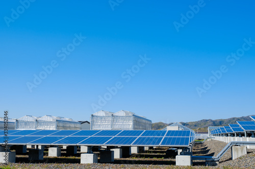 ソーラーパネル 太陽光発電 施設 メガソーラー