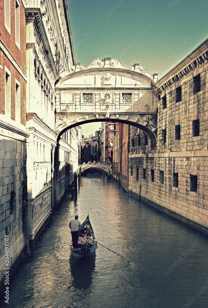 Bridge of sights in Venice, Italy