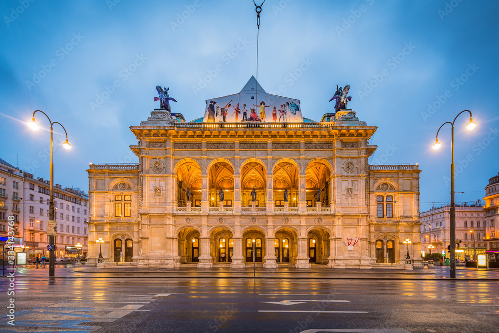 The Vienna State Opera in Austria. - obrazy, fototapety, plakaty 