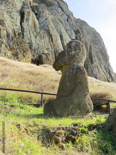 Rano Raraku - Moai Tukuturi photo