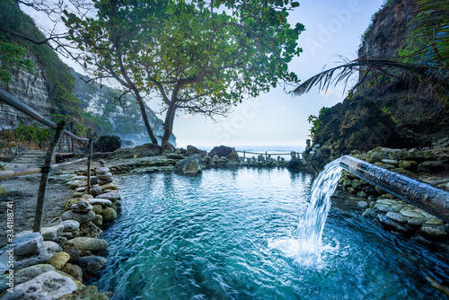 Tembeling secret beach, Nusa Penida, Indonesia photo