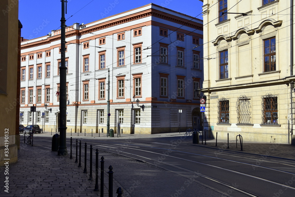 puste ulice miasta, Kraków Polska w czasie kwarantanny