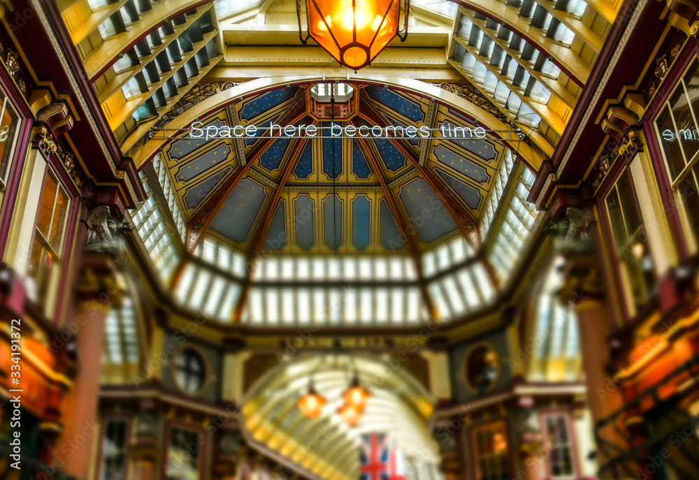 Obraz premium Space here becomes time