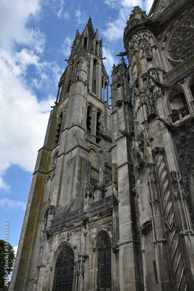 Clocher de la cathédrale de Senlis, France