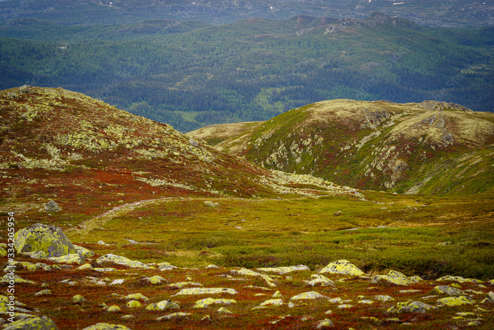 Hiking the mountains of Norway Hiking the mountains of Norway