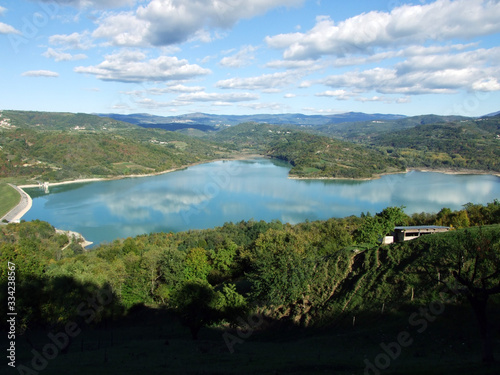 Butoniga reservoir lake in the beautiful natural environment of the Istrian peninsula - Croatia (Akumulacijsko jezero Butoniga u predivnom prirodnom okruzenju unutrasnjosti Istre - Motovun, Hrvatska) photo