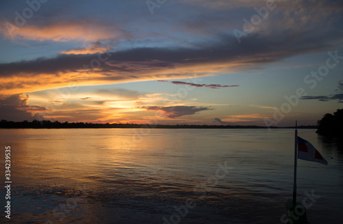 Amazon sunset © LUCAS