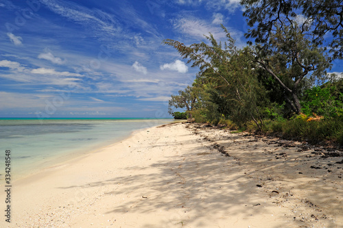 Dream beach in New Caledonia (Île des Pins) - Traumstrand in Neukaledonien (Île des Pins) photo