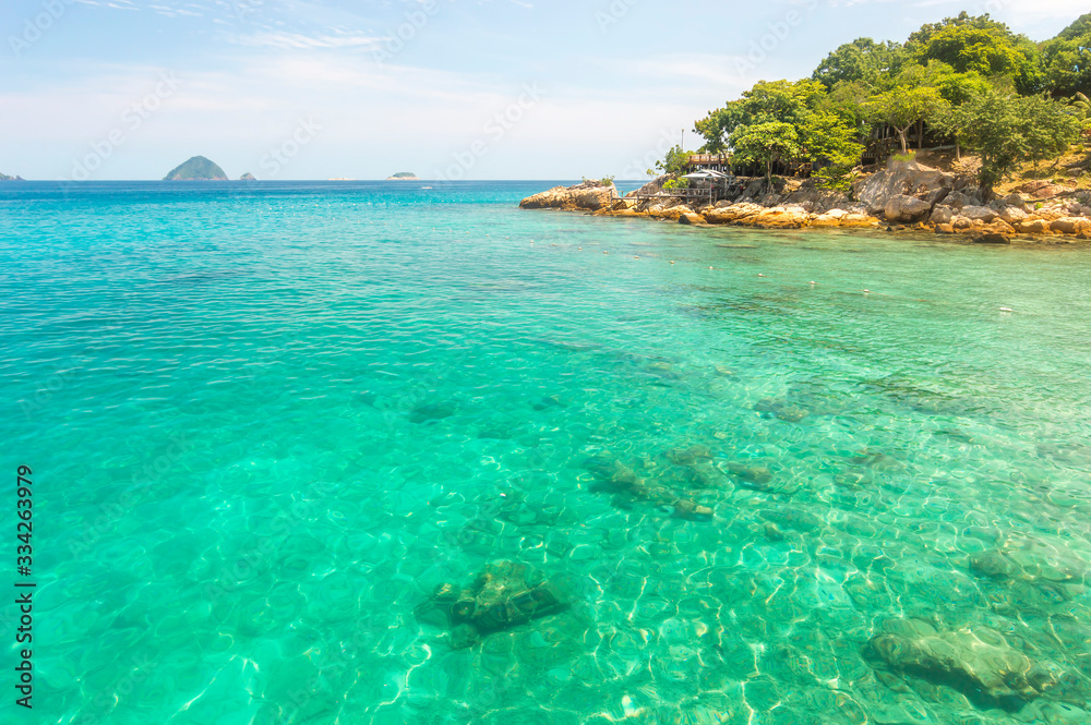 Fototapeta premium Island with clean and clear water