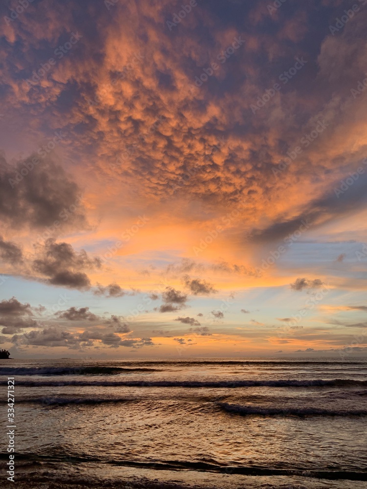 Obraz premium sunset on beach