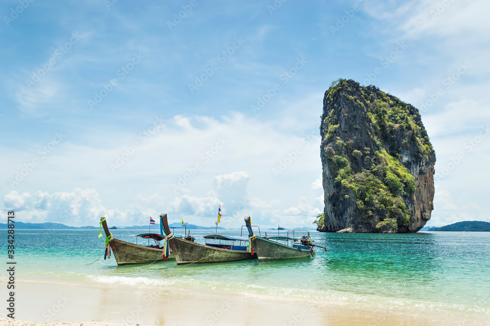 Fototapeta premium Longtail near Poda island, Krabi province, Thailand