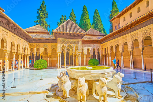 Historical Lion Fountain, Court of Lions, Nasrid Palace, Alhambra, Granada, Spain