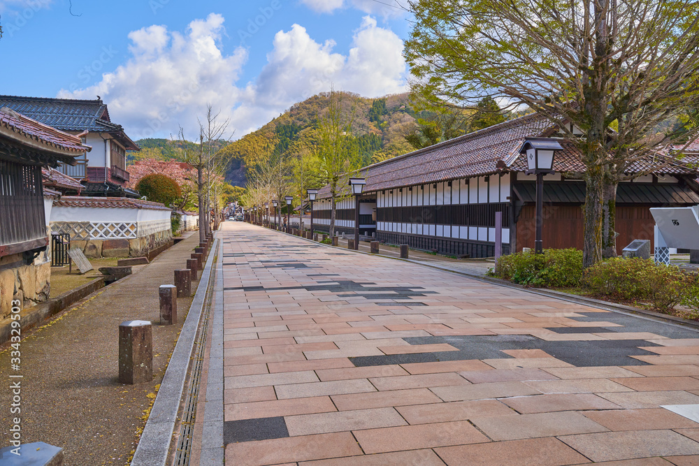 島根(山陰の小京都)の津和野 殿町通り端から北東方面を見る