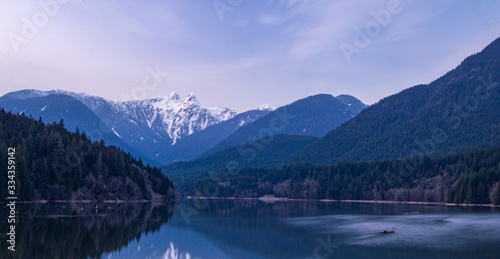 Fototapeta Naklejka Na Ścianę i Meble -  Capilano Lake Vancouver Canada
