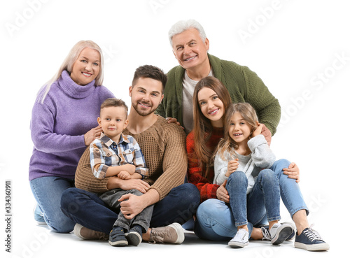 Portrait of big family on w...