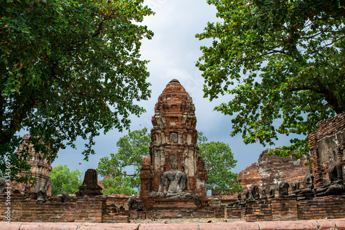 temple in thailand © Matthew