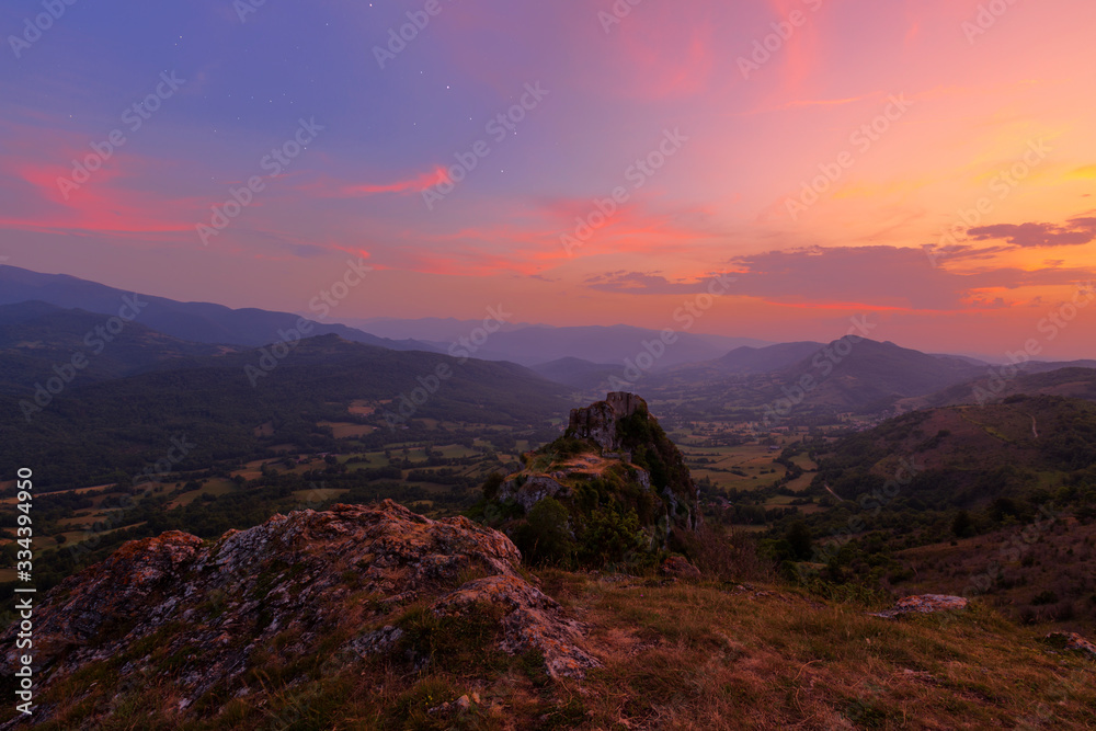 Obraz premium France Ariège Chateau de Roquefixade sunset 2