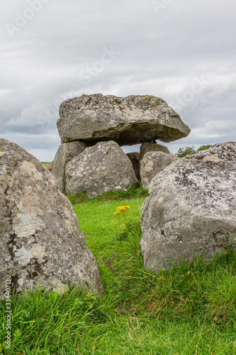 Dolmen Grab in Carrowmore Megalithic Cemetery - County Sligo, Irland