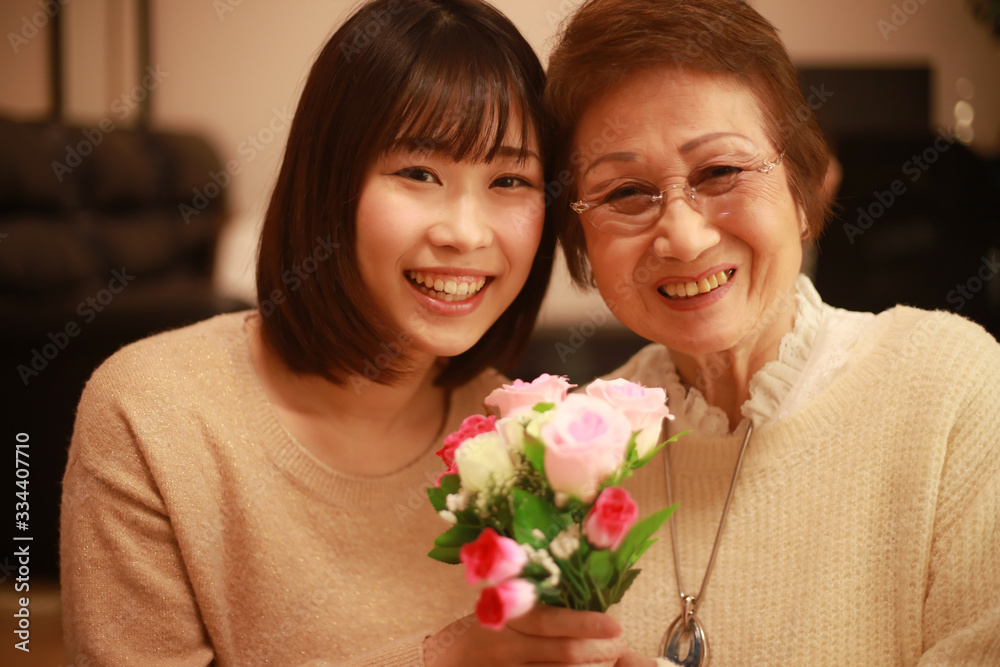 笑顔の女性たち 笑顔の女性たち