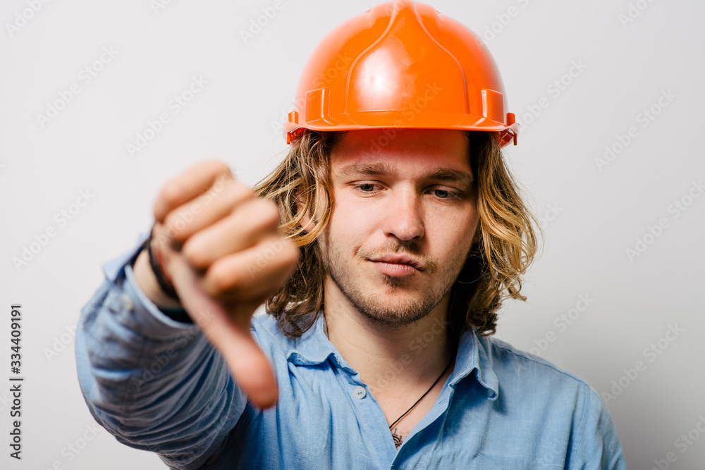 workman doing a bad signal workman doing a bad signal