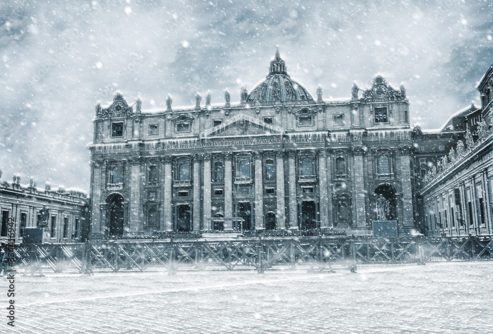 Heavy winter snowfall in St Peters Square, Vatican