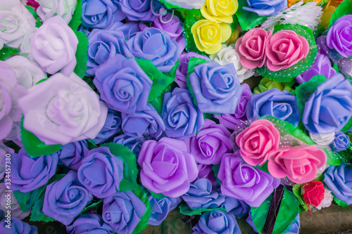 Fototapeta Naklejka Na Ścianę i Meble -  Different colors of roses in a shop