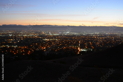 Fototapeta Naklejka Na Ścianę i Meble -  SAN JOSE, CALIFORNIA, USA - OCTOBER 19, 2019: Beautiful city view from Sierra Vista Open Space Preserve