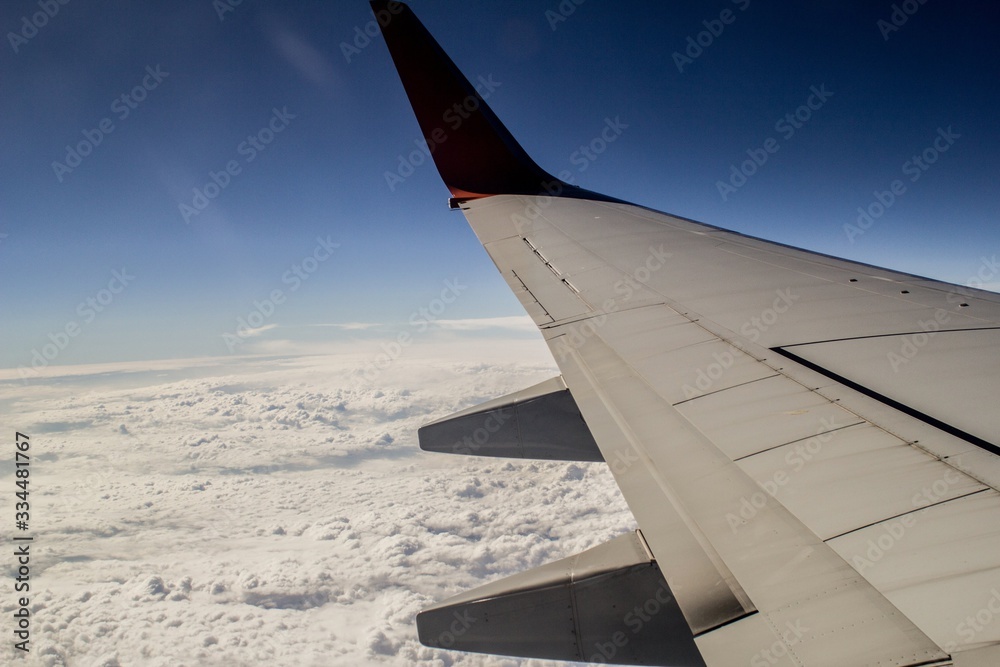 Fototapeta premium wing of an airplane