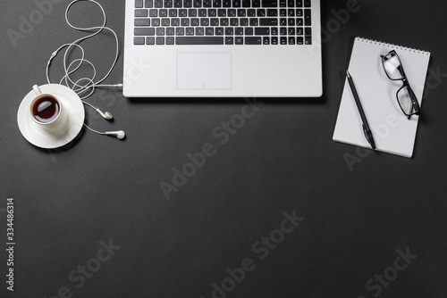 Tableau sur toile Still life of office workplace with supplies