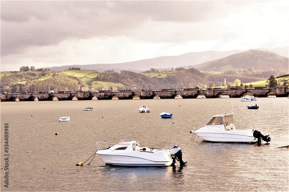 Obraz premium Landscape of San Vicente de la Barquera, Cantabria, Spain. photo