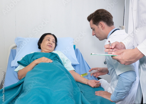 Doctors to diagnose patients in hospitals.