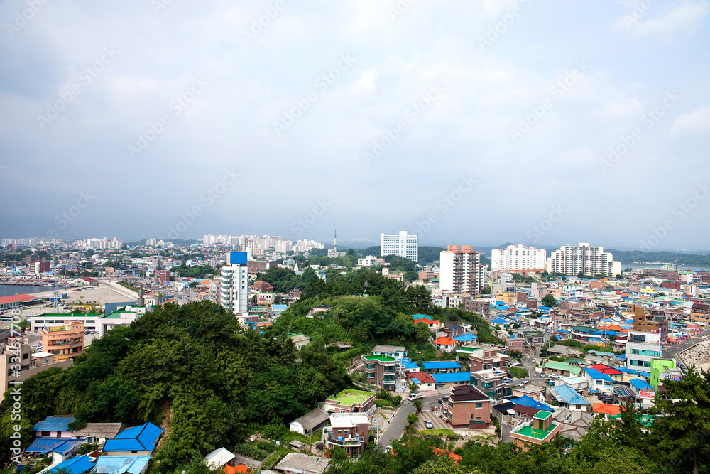 Fototapeta premium Village in Sokcho-si, South Korea.