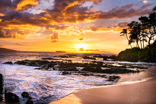 Maui Sunset © jhhuebner