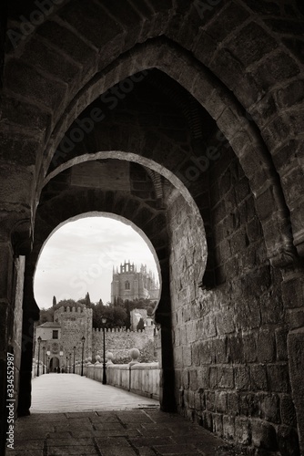 Toledo bridge © rabbit75_fot