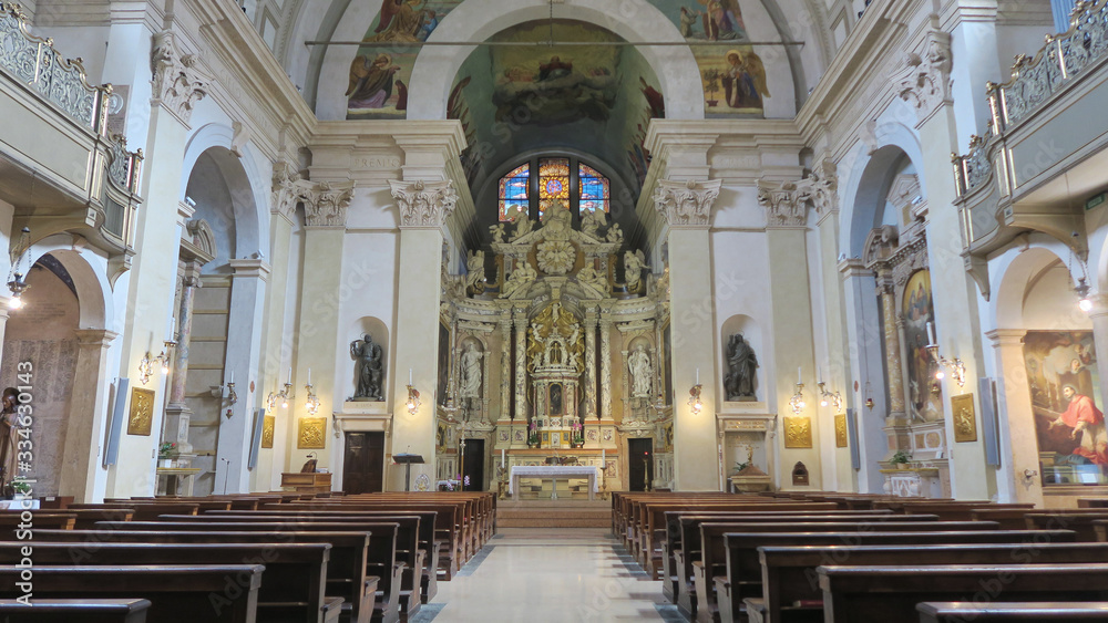 Chiesa di San Luca Evangelista church interior view
