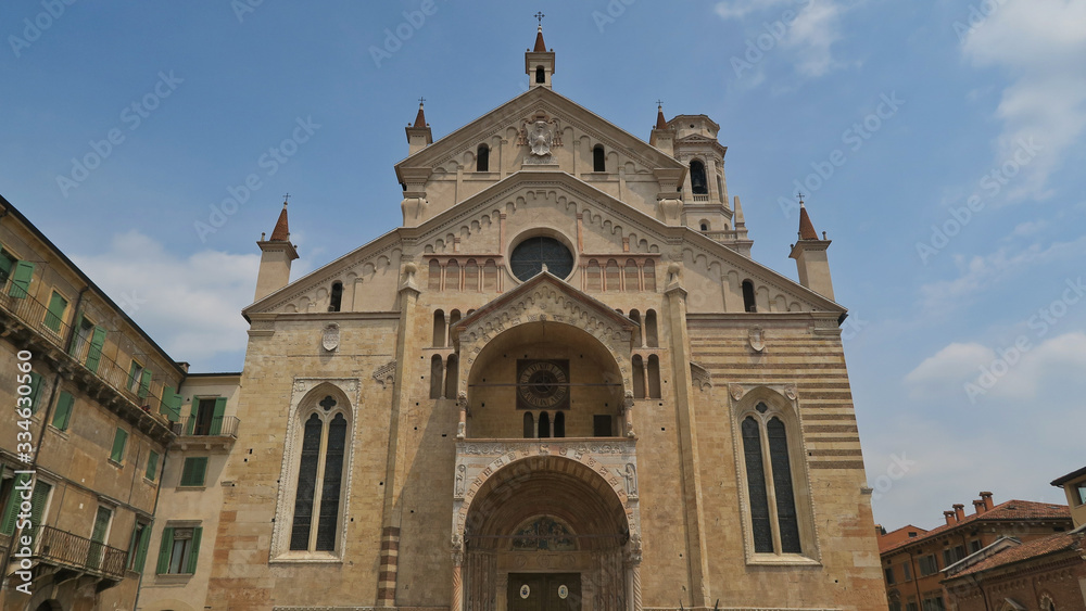 Cattedrale di Santa Maria Matricolare facade day view