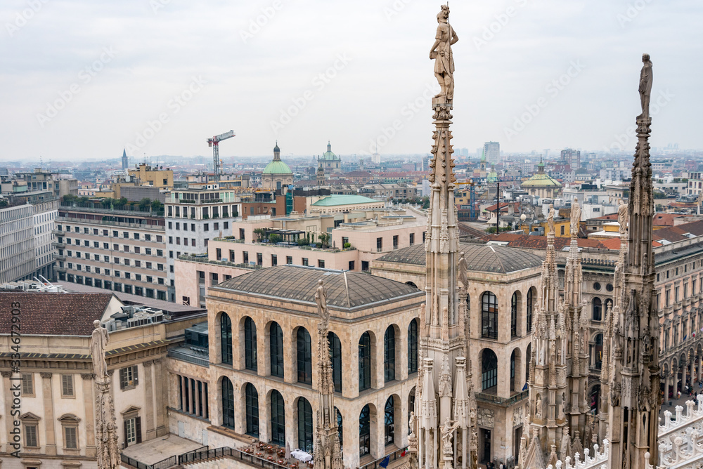 Fototapeta premium Views of Milan made in March 2019. Cathedral, park, people on the streets.