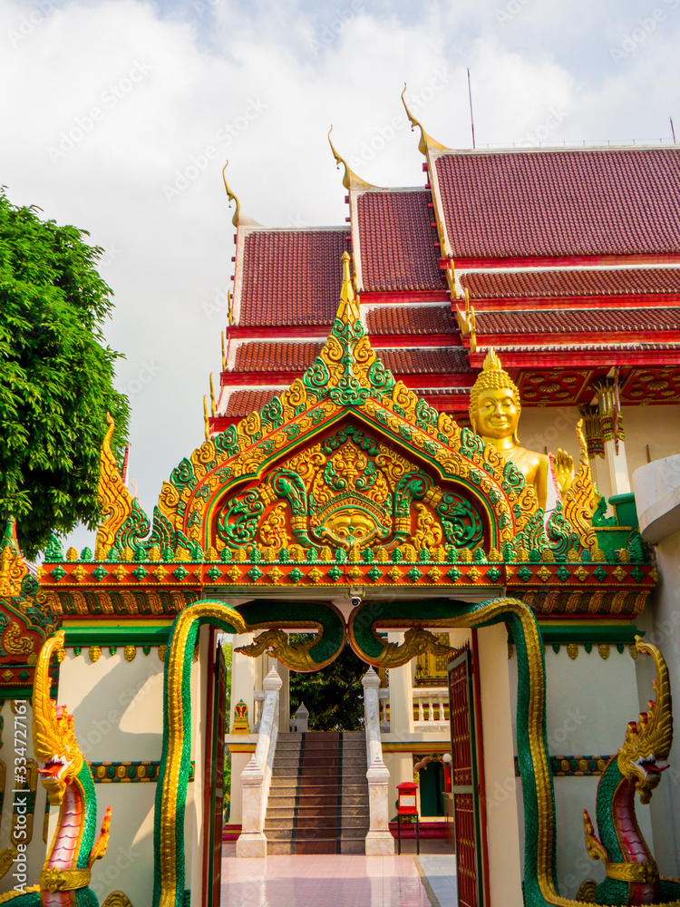 Fototapeta premium Wat Sitaram, Bangkok, Thailand
